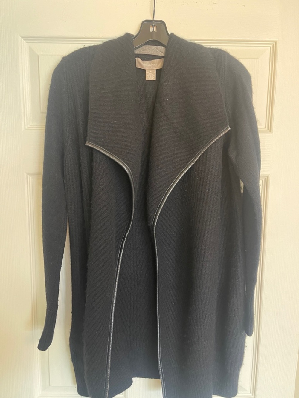 ply cashmere Black Cashmere Sweater with Leather Trim
